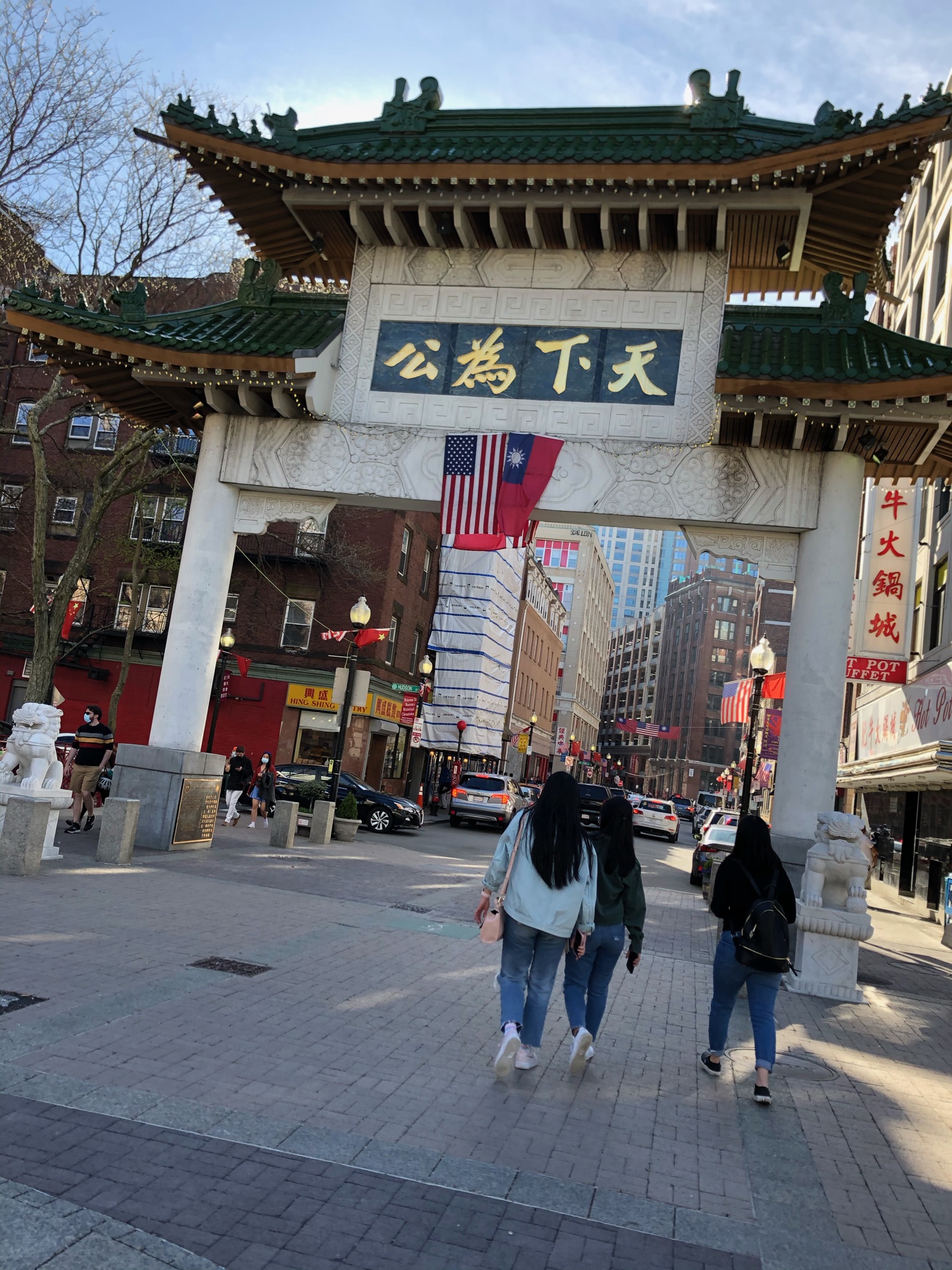 We walk through Chinatown to say goodbye to a friend.